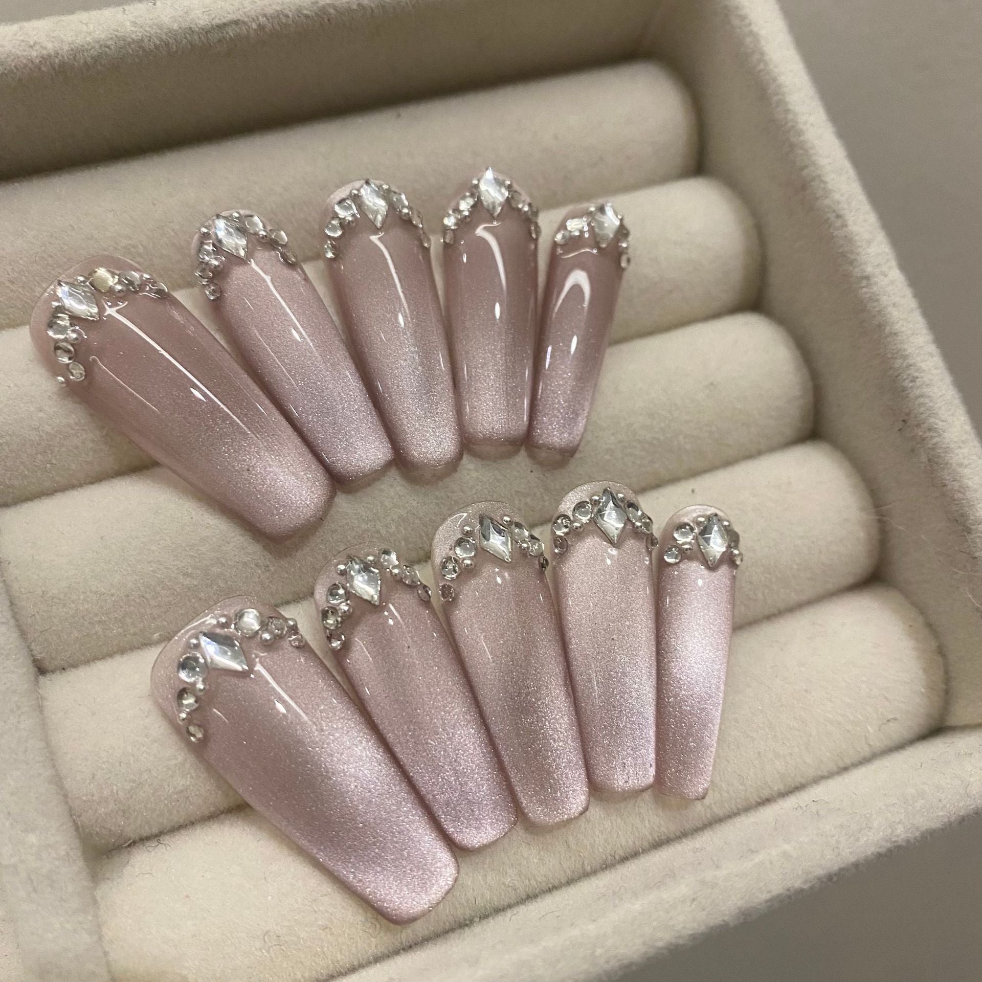 Pink Color Shining Luxury Personal Customized Hand made pressed on long nails